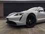 Porsche Taycan Sport Turismo 4S 79 kWh Performance - Sport Chrono l Lift l Luchtv. l HUD l Panoramadak