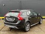 Volvo V60 Cross Country 2.0 D3 Summum