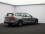 Volvo V60 2.0 B4 Essential Edition / Stoel-, stuurwiel- & achterbankverwarming / Achteruitrijcamera / Pilot Assist / BLIS