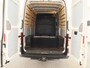 Volkswagen Crafter 35 2.0 TDI L3H3 Comfortline EURO VI 140 pk Automaat | Verlengde garantie | Navigatie | Trekhaak | Parkeersensoren | Achteruitrijcamera |