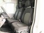 Volkswagen Crafter 35 2.0 TDI L3H3 Comfortline EURO VI 140 pk Automaat | Verlengde garantie | Navigatie | Trekhaak | Parkeersensoren | Achteruitrijcamera |
