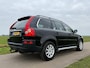 Volvo XC90 4.4 V8 Summum Automaat | Prins LPG | 7 Persoons | Schuif-/Kanteldak | Leder | Trekhaak | Sidebars | PDC | Cruise |