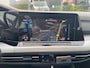 Volkswagen Golf Variant 1.0 eTSI Life Business | 110 PK | Automaat | Ergo Active Massage Stoelen | Stoelverwarming | Parkeersensoren | Navigatie | Carplay / Android Auto