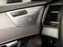 Volvo XC90 2.0 T8 Plug-in hybrid Inscription (PANORAMADAK, BOWERS & WILKINS, STOELKOELING/VERWARMING, 360 GRADEN CAMERA, APPLE CARPLAY, SFEERVERLICHTING, KEYLESS, NIEUWSTAAT)