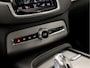 Volvo XC90 2.0 T8 Plug-in hybrid Inscription (PANORAMADAK, BOWERS & WILKINS, STOELKOELING/VERWARMING, 360 GRADEN CAMERA, APPLE CARPLAY, SFEERVERLICHTING, KEYLESS, NIEUWSTAAT)
