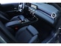 Mercedes-Benz A-klasse 200 Pano Ambient Widescreen Camera CarPlay Sensoren Stoelverwarming
