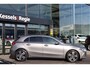 Mercedes-Benz A-klasse 200 Pano Ambient Widescreen Camera CarPlay Sensoren Stoelverwarming