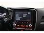 Mitsubishi Outlander 2.4 PHEV Pure Aut. [ Camera Trekhaak Stoelverwarming ]