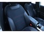 Mercedes-Benz GLA 200 AMG Night Pano Ambient HuD El.Haak CarPlay 19” Sensoren Stoelverwarming