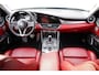 Alfa Romeo Giulia 2.0 T AWD Veloce