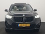 BMW X1 sDrive20i M Sport 170pk Dealer O.H. | Panodak | Lederen Sportstoelen Verwarmd | Adaptive M Onderstel | Widescreen Navi | Camera | Keyless | Adaptive LED | Sfeerverlichting | Apple Carplay | Navigatie | DAB |
