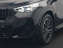 BMW X1 sDrive20i M Sport 156pk Dealer O.H. | Panodak | Lederen Sportstoelen Verwarmd | Adaptive M Onderstel | Widescreen Navi | Camera | Keyless | Adaptive LED | Sfeerverlichting | Apple Carplay | Navigatie | DAB |