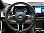 BMW X1 sDrive20i M Sport 156pk Dealer O.H. | Panodak | Lederen Sportstoelen Verwarmd | Adaptive M Onderstel | Widescreen Navi | Camera | Keyless | Adaptive LED | Sfeerverlichting | Apple Carplay | Navigatie | DAB |