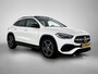 Mercedes-Benz GLA 180 AMG Nightpakket | Panoramadak | Trekhaak | Memory | Sfeerverlichting | Keyless Go | Multibeam LED | Inclusief 24 maanden Mercedes-Benz Certified garantie voor Europa.