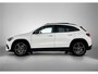 Mercedes-Benz GLA 180 AMG Nightpakket | Panoramadak | Trekhaak | Memory | Sfeerverlichting | Keyless Go | Multibeam LED | Inclusief 24 maanden Mercedes-Benz Certified garantie voor Europa.