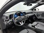 Mercedes-Benz CLA 180 Business Solution Luxury | Panoramadak | Memory | Sfeerverlichting | Car Play | Keyless Go | Stoelverwarming | Inclusief 24 maanden Mercedes-Benz Certified garantie voor Europa.