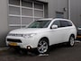 Mitsubishi Outlander 2.0 Intense+ Clima/Navi/Camera!! 7 Zits!!