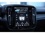 Volvo EC40 252PK Automaat Single Ext. Range Plus / Modeljaar 2026 / Adaptive cruise control  / Pilot assist / BLIS / Stoel en stuur verwarming / Elektrische achterklep / Parkeersensoren met camera / Google infotainment / Panoramadak