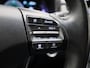 Hyundai Kona Electric EV Premium 64 kWh 204PK | Stoelverwarming | Navigatie | Achteruitrijcamera | Keyless | Apple CarPlay & Android Auto
