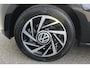 Volkswagen Up! 1.0 BMT high | Airconditioning | Cruise control | Lichtmetaal | Parkeersensoren | Bluetooth |