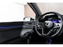 Volkswagen Golf 1.5 eTSI R-Line 2020 DSG IQ PANO CAMERA VIRTUAL