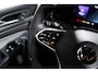 Volkswagen Golf 1.5 eTSI R-Line 2020 DSG IQ PANO CAMERA VIRTUAL