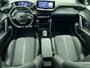 Peugeot 208 GT Hybrid 145pk Automaat | Navigatie | Camera v+a | Climate Control | Adaptieve Cruise Control | Parkeersensoren v+a | Dodehoeksensor | Armsteun | Keyless | Digitaal instrumentenpaneel | Draadloze Apple Carplay / Android Auto + telefoonlader | DAB+ radio | Full Led koplampen | Donker getint glas | 17" lichtmetalen velgen |