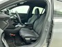 Peugeot 208 GT Hybrid 145pk Automaat | Navigatie | Camera v+a | Climate Control | Adaptieve Cruise Control | Parkeersensoren v+a | Dodehoeksensor | Armsteun | Keyless | Digitaal instrumentenpaneel | Draadloze Apple Carplay / Android Auto + telefoonlader | DAB+ radio | Full Led koplampen | Donker getint glas | 17" lichtmetalen velgen |