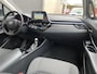 Toyota C-HR 1.8 Hybrid Dynamic AUT. | dealer onderh. | navigatie | adapt. cruise | camera | parkeersens. | all season | carplay | NL auto