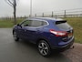 Nissan Qashqai Nissan Qashqai 1.2 benzine airco navigatie panorama dak trekhaak