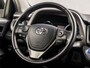 Toyota RAV4 2.5 Hybrid Sport 197Pk Automaat (NAVIGATIE, CAMERA, TREKHAAK, STOELVERWARMING, SPORTSTOELEN, GETINT GLAS, KEYLESS, CRUISE, NIEUWSTAAT)