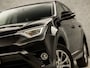 Toyota RAV4 2.5 Hybrid Sport 197Pk Automaat (NAVIGATIE, CAMERA, TREKHAAK, STOELVERWARMING, SPORTSTOELEN, GETINT GLAS, KEYLESS, CRUISE, NIEUWSTAAT)