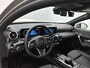 Mercedes-Benz A-klasse 180 Business Solution Luxury Ledkoplampen | Sfeerverlichting | Stoelverwarming | Parkeerpakket met achteruitrijcamera. Inclusief 48 maanden MB Certified garantie voor Europa.