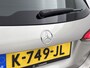 Mercedes-Benz A-klasse 180 Business Solution Luxury Ledkoplampen | Sfeerverlichting | Stoelverwarming | Parkeerpakket met achteruitrijcamera. Inclusief 48 maanden MB Certified garantie voor Europa.