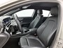 Mercedes-Benz A-klasse 180 Business Solution Luxury Ledkoplampen | Sfeerverlichting | Stoelverwarming | Parkeerpakket met achteruitrijcamera. Inclusief 48 maanden MB Certified garantie voor Europa.