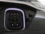 Hyundai Kona Electric EV Limited 64 kWh | SOH 100% | 3 Fase | Stoelventilatie | Head-Up | Adaptive cruise | Camera | Leder | Carplay | Achterbankverwarming | Warmtepomp | Keyless | Full LED | Dodehoek detectie