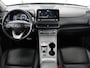 Hyundai Kona Electric EV Limited 64 kWh | SOH 100% | 3 Fase | Stoelventilatie | Head-Up | Adaptive cruise | Camera | Leder | Carplay | Achterbankverwarming | Warmtepomp | Keyless | Full LED | Dodehoek detectie