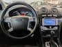 Ford Mondeo 2.3-16V Ghia Automaat Airco, Cruise Control, Trekhaak, Stuurbekrachtiging