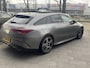 Mercedes-Benz CLA Shooting Brake 180 Business Solution AMG | PANORAMADAK | SFEERVERLICHTING | STOELVERWARMING | APPLE CARPLAY |
