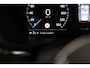 Volvo XC60 D3 Momentum | Stoelverwarming | Camera | Getint Glas | Apple Carplay | PDC V+A