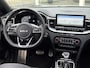 Kia Ceed 1.5 T-GDi GT-Line | Pano, Leder/Alcantara, Navi, Carplay/Android, Camera, Stoel+Stuurverw. | Dealeronderhouden | 1e Eig |