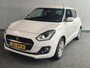 Suzuki Swift 1.2 Select Smart Hybrid uit 2023 Rijklaar + 12 maanden Bovag-garantie Henk Jongen Auto's in Helmond,  al 50 jaar service zoals 't hoort!