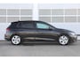 Volkswagen Golf 1.5 TSI 130pk Life | App Connect | Getint glas |  Parkeersensoren