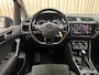 Volkswagen Touran 1.5 TSI Comfortline Business 7p Uitklapbare Trekhaak / Camera / LED / Adapt. Cruise / Stoelverwarming / Navigatie / PDC V&A / 17'' LMV