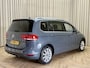 Volkswagen Touran 1.5 TSI Comfortline Business 7p Uitklapbare Trekhaak / Camera / LED / Adapt. Cruise / Stoelverwarming / Navigatie / PDC V&A / 17'' LMV