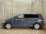 Volkswagen Touran 1.5 TSI Comfortline Business 7p Uitklapbare Trekhaak / Camera / LED / Adapt. Cruise / Stoelverwarming / Navigatie / PDC V&A / 17'' LMV