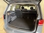 Volkswagen Touran 1.5 TSI Comfortline Business 7p Uitklapbare Trekhaak / Camera / LED / Adapt. Cruise / Stoelverwarming / Navigatie / PDC V&A / 17'' LMV