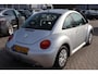 Volkswagen Beetle New 2.0 Highline Trekhaak, APK tot 11-10-2026, Radio cd speler
