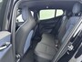 Volvo EX30 Single Motor Extended Range Plus 69 kWh | PDC V+A en Camera | Harman & Cardon Audio | Stoel + Stuurverwarming | Extra Getint Glas | Keyless Entry en Start |