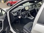 Toyota RAV4 2.5 Hybrid AWD Bi-Tone TREKHAAK STOEL/STUURVERW PARK-SENSOREN APPLE/ANDROID ELEK-ACHTERKLEP AD-CRUISE LEDER LM-VELGEN KEYLESS CAMERA